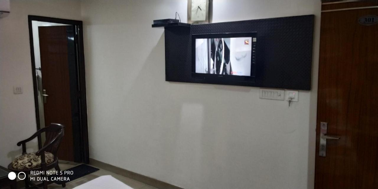 Adb Rooms Udhav Palace New Delhi Ngoại thất bức ảnh