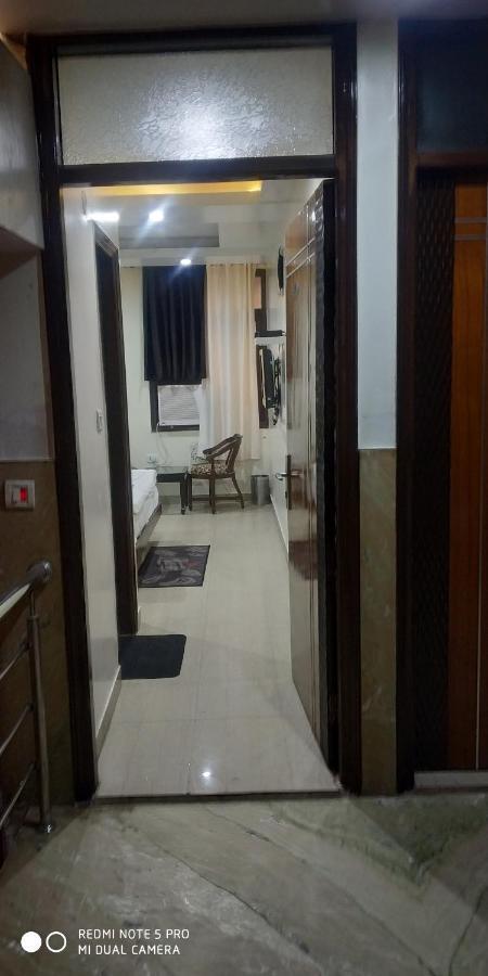 Adb Rooms Udhav Palace New Delhi Ngoại thất bức ảnh