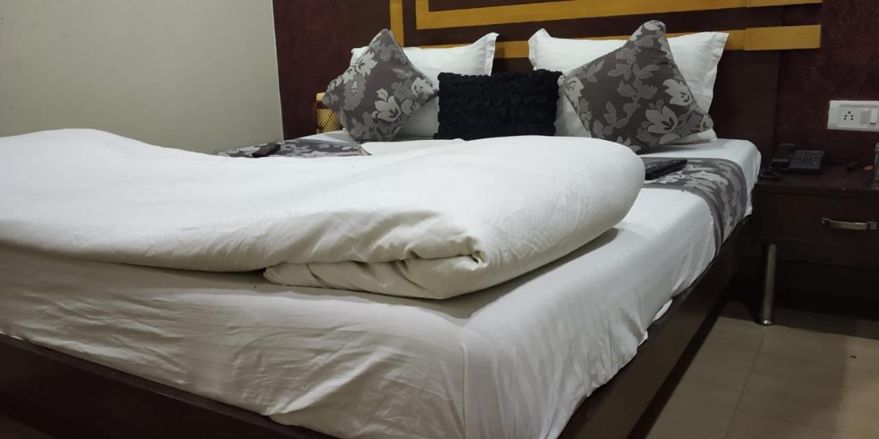 Adb Rooms Udhav Palace New Delhi Ngoại thất bức ảnh