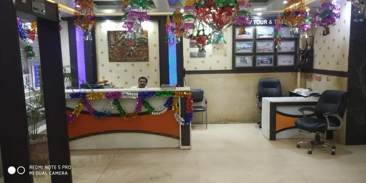 Adb Rooms Udhav Palace New Delhi Ngoại thất bức ảnh