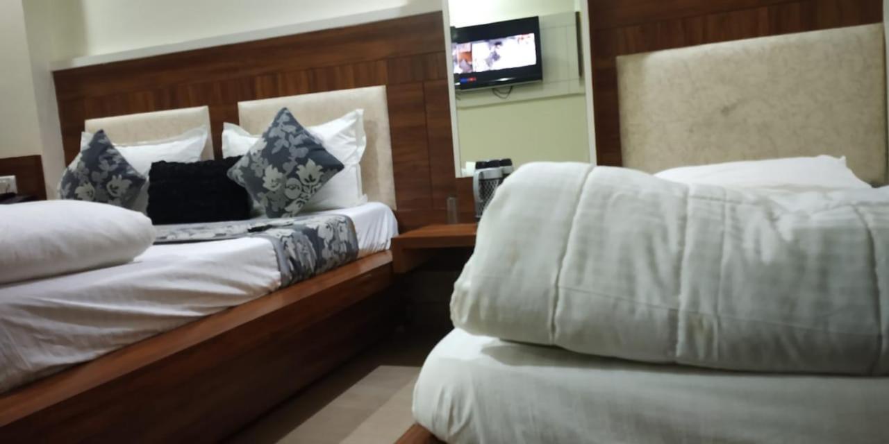 Adb Rooms Udhav Palace New Delhi Ngoại thất bức ảnh