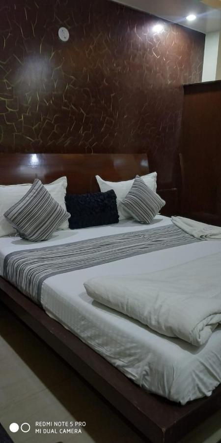 Adb Rooms Udhav Palace New Delhi Ngoại thất bức ảnh