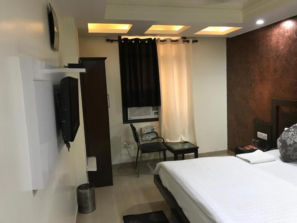Adb Rooms Udhav Palace New Delhi Ngoại thất bức ảnh
