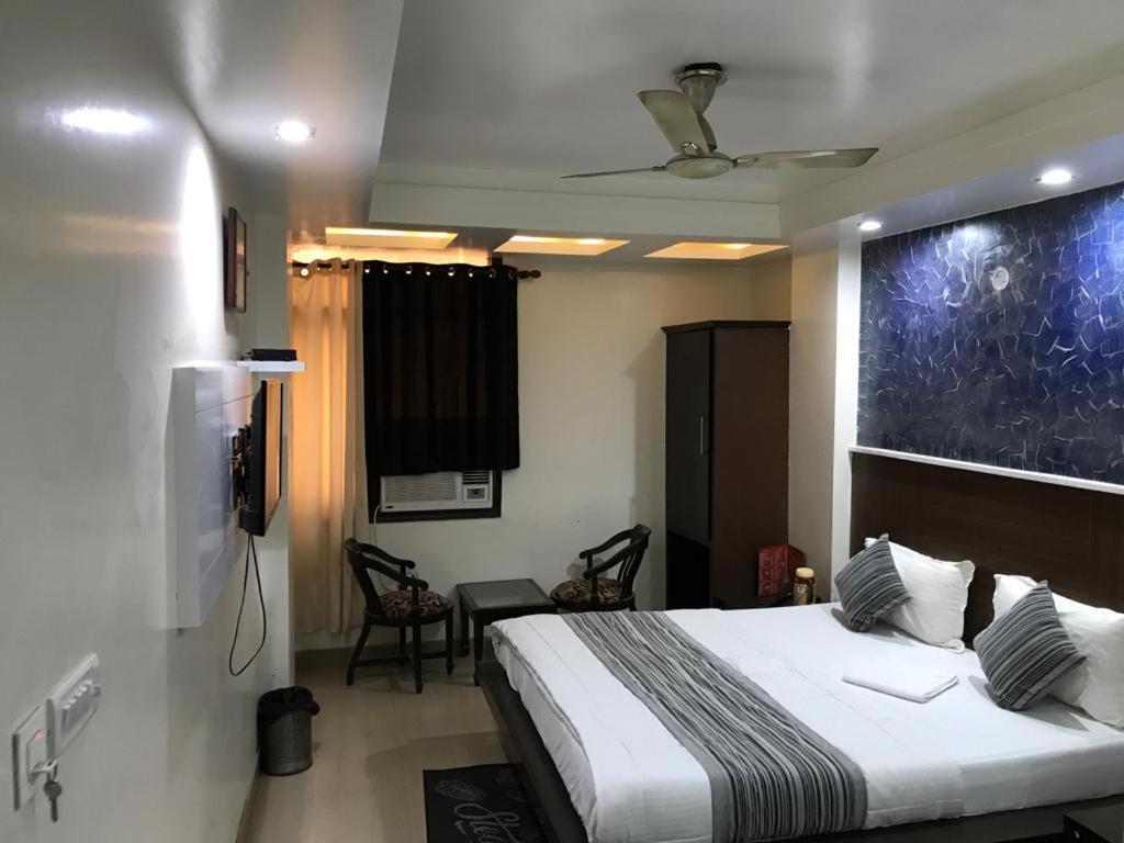 Adb Rooms Udhav Palace New Delhi Ngoại thất bức ảnh