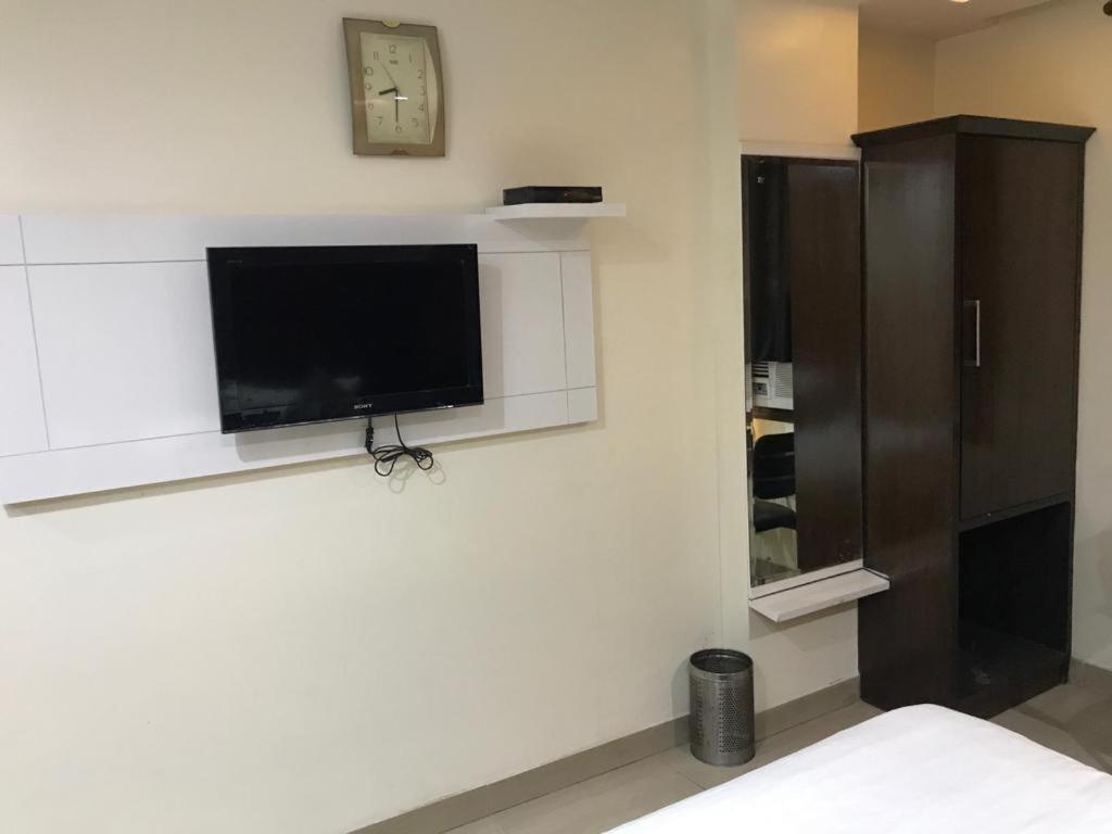 Adb Rooms Udhav Palace New Delhi Ngoại thất bức ảnh